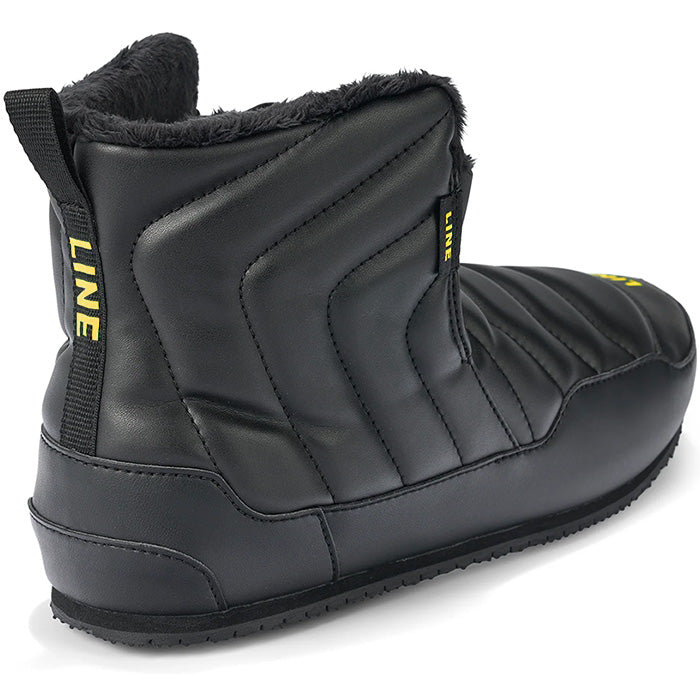 Line Bootie 1.0 unisex aprés ski bootie (black) available at Mad Dog's Ski & Board in Abbotsford, BC.