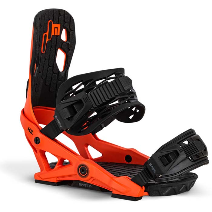 The 2023 NOW Pilot snowboard bindings are available at Mad Dog's Ski & Board in Abbotsford, BC. 